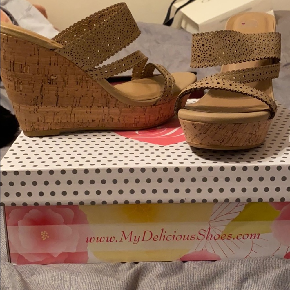 Tan wedges